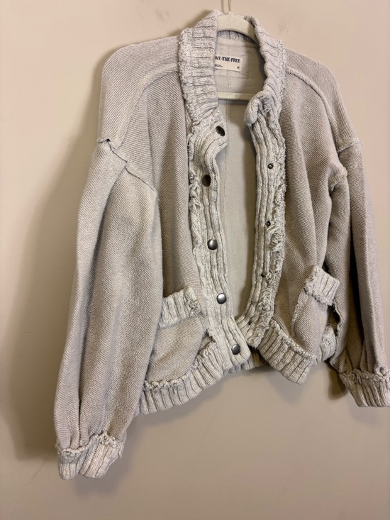 Free People We The Free Light Cream Button-Front Knit Bomber Jacket Medium - Picture 3 of 8